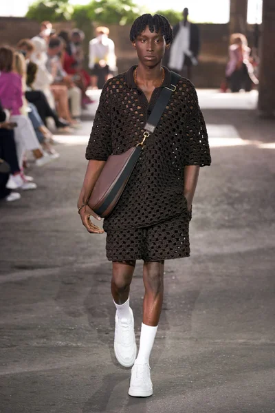 Look 47